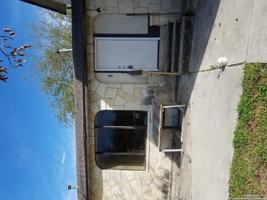 featured image of 600 Monticello Ct #3