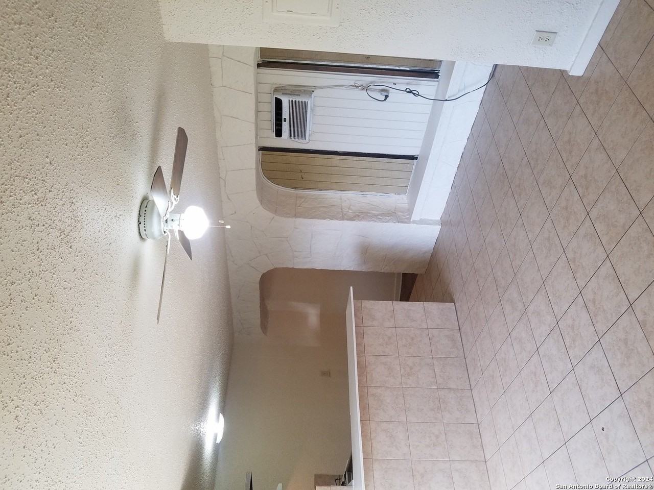 600 Monticello Ct #3 - Photo 7 of 19