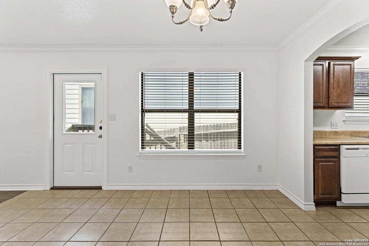 11511 Creek Eagle - Photo 7 of 32