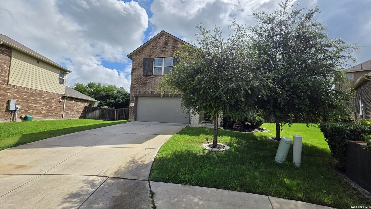 4902 Eagle Valley St - Photo 2 of 24