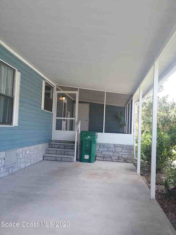 1609 Ridge Dr - Photo 4 of 30