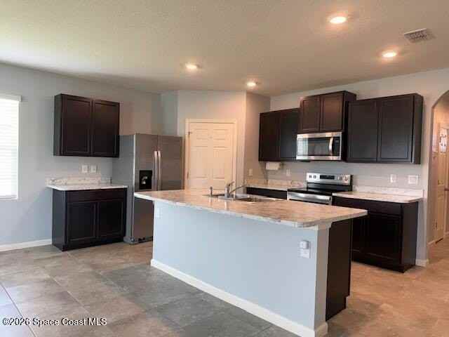 239 Guinevere Dr - Photo 5 of 26