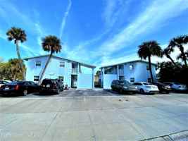 featured image of 304 Buchanan Ave #2