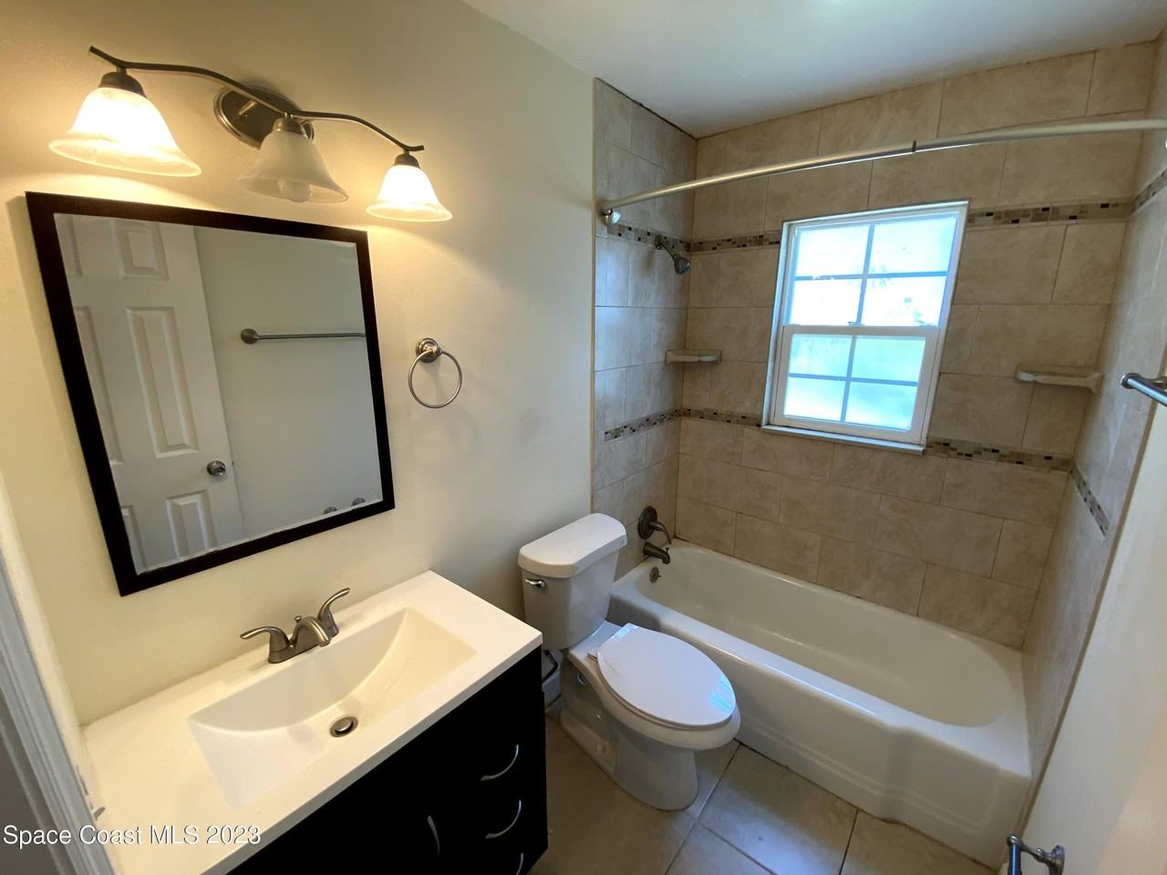 304 Buchanan Ave #2 - Photo 7 of 7