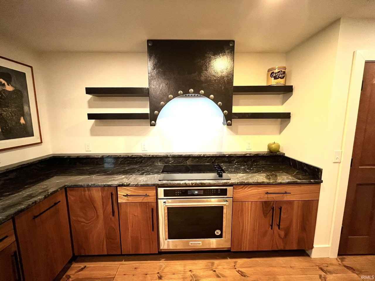 623 Monroe St - Photo 6 of 30