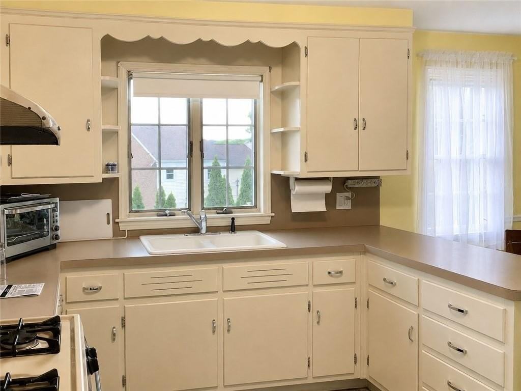 1000 Hope St - Photo 3 of 7
