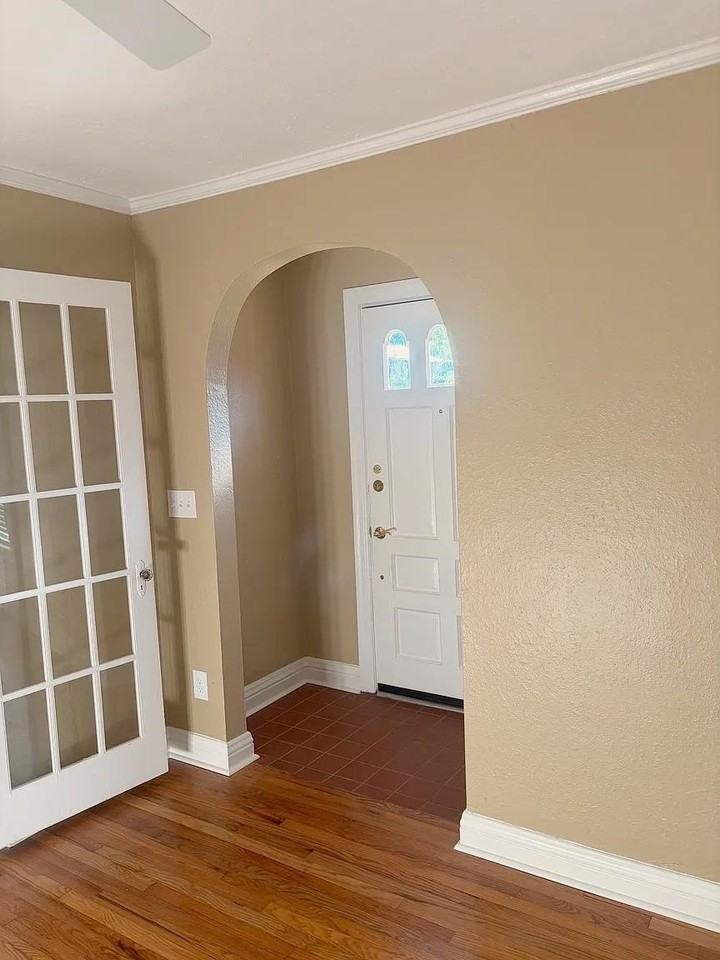 406 Talaflo St - Photo 7 of 36