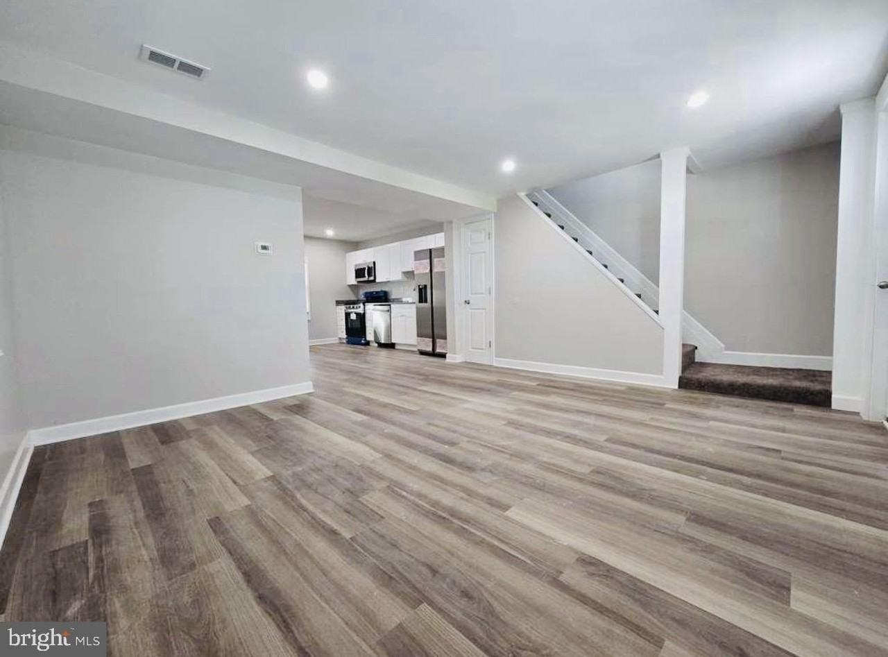119 Mechanic St - Photo 3 of 22