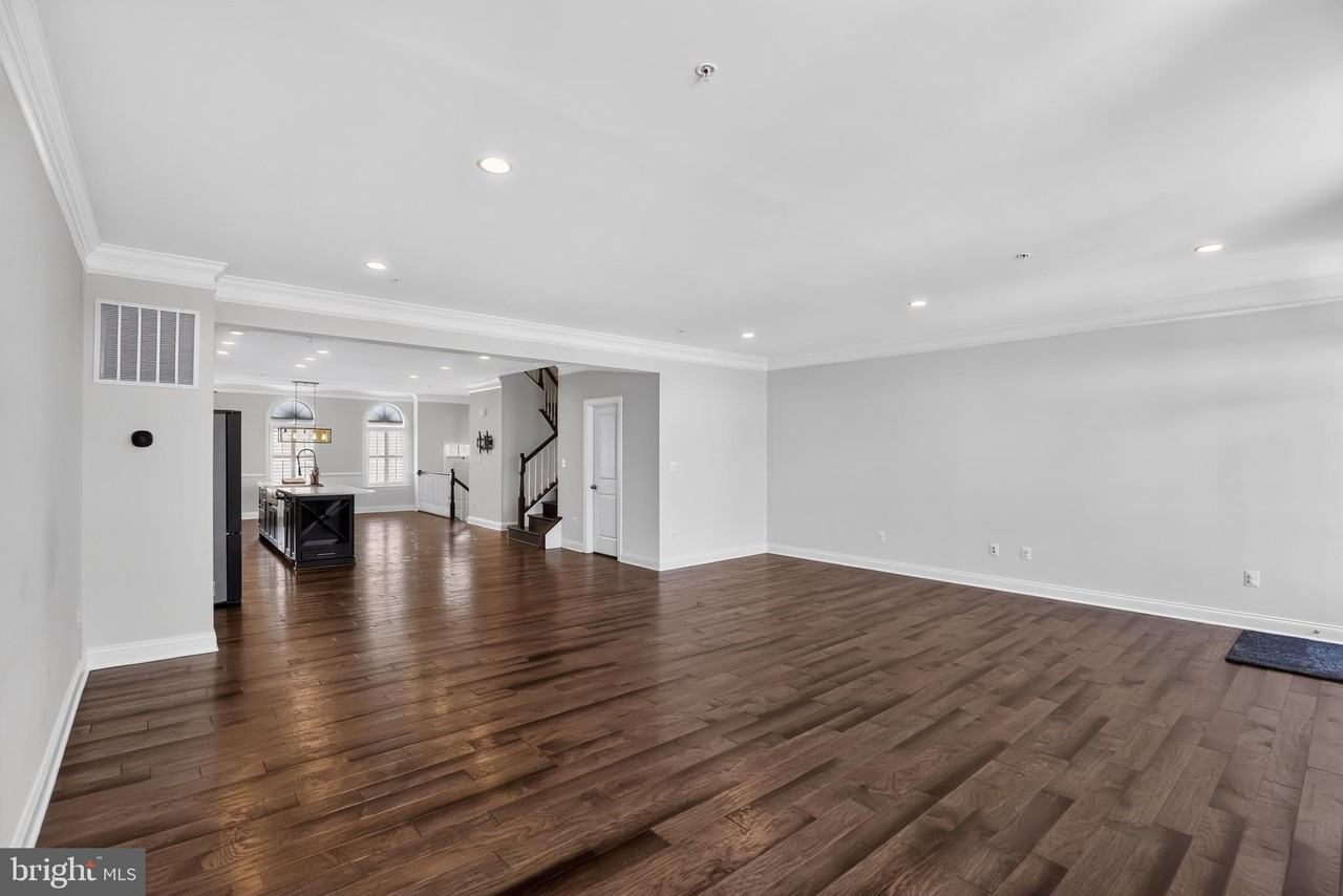 1322 Grand Canopy Dr - Photo 4 of 40
