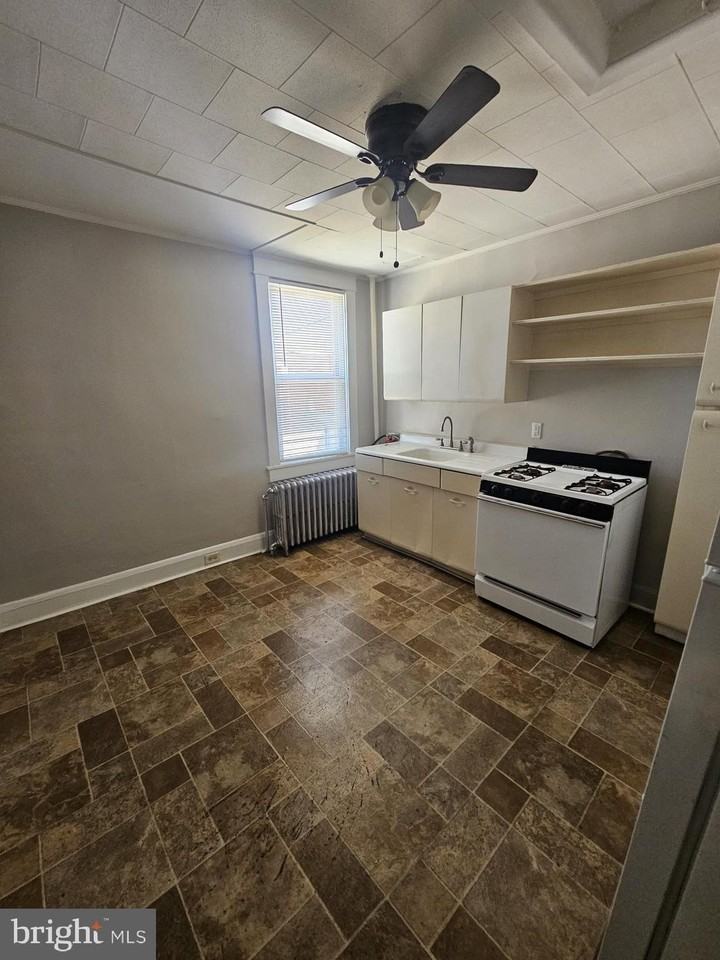 6014 Eastern Ave - Photo 2 of 5