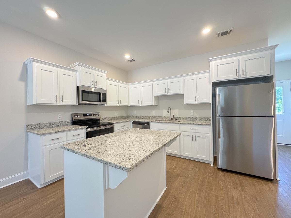 102 Skye DriveUnit 4 #4 - Photo 7 of 28