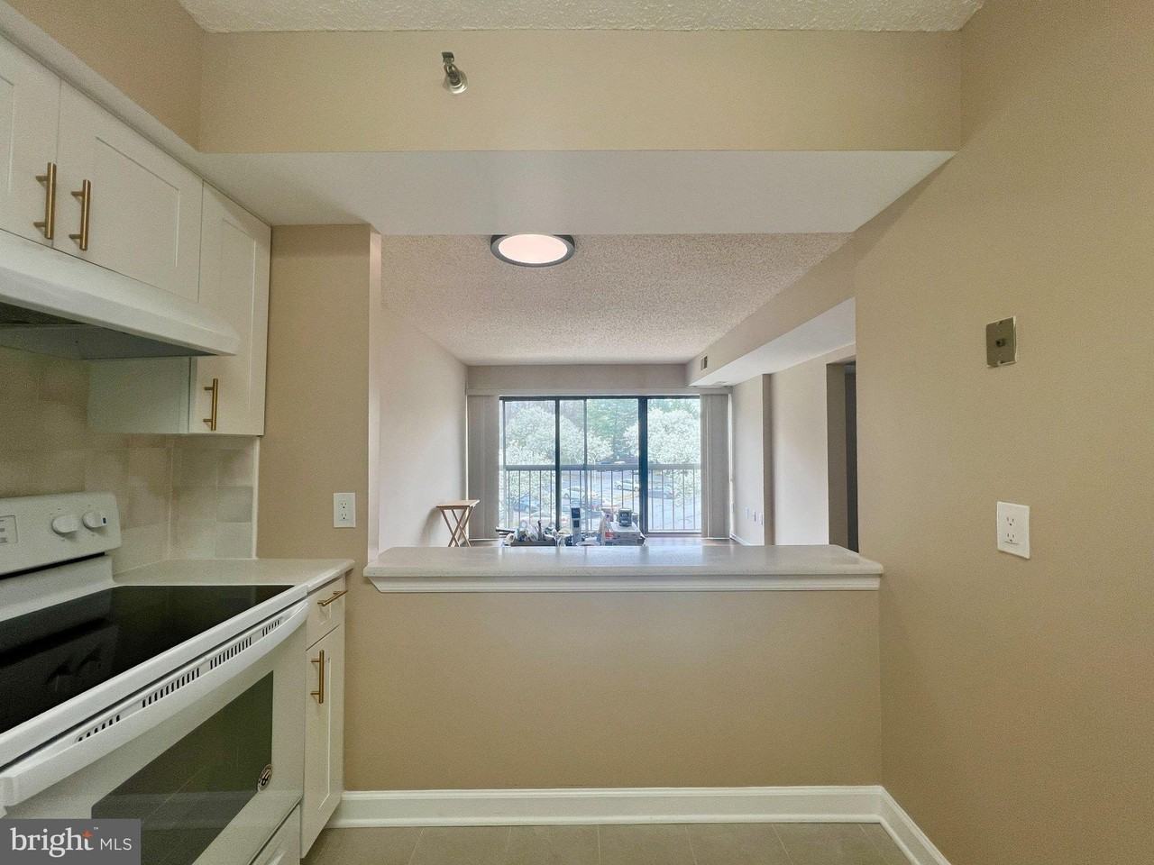 2921 N Leisure World Blvd #1-301 - Photo 6 of 18