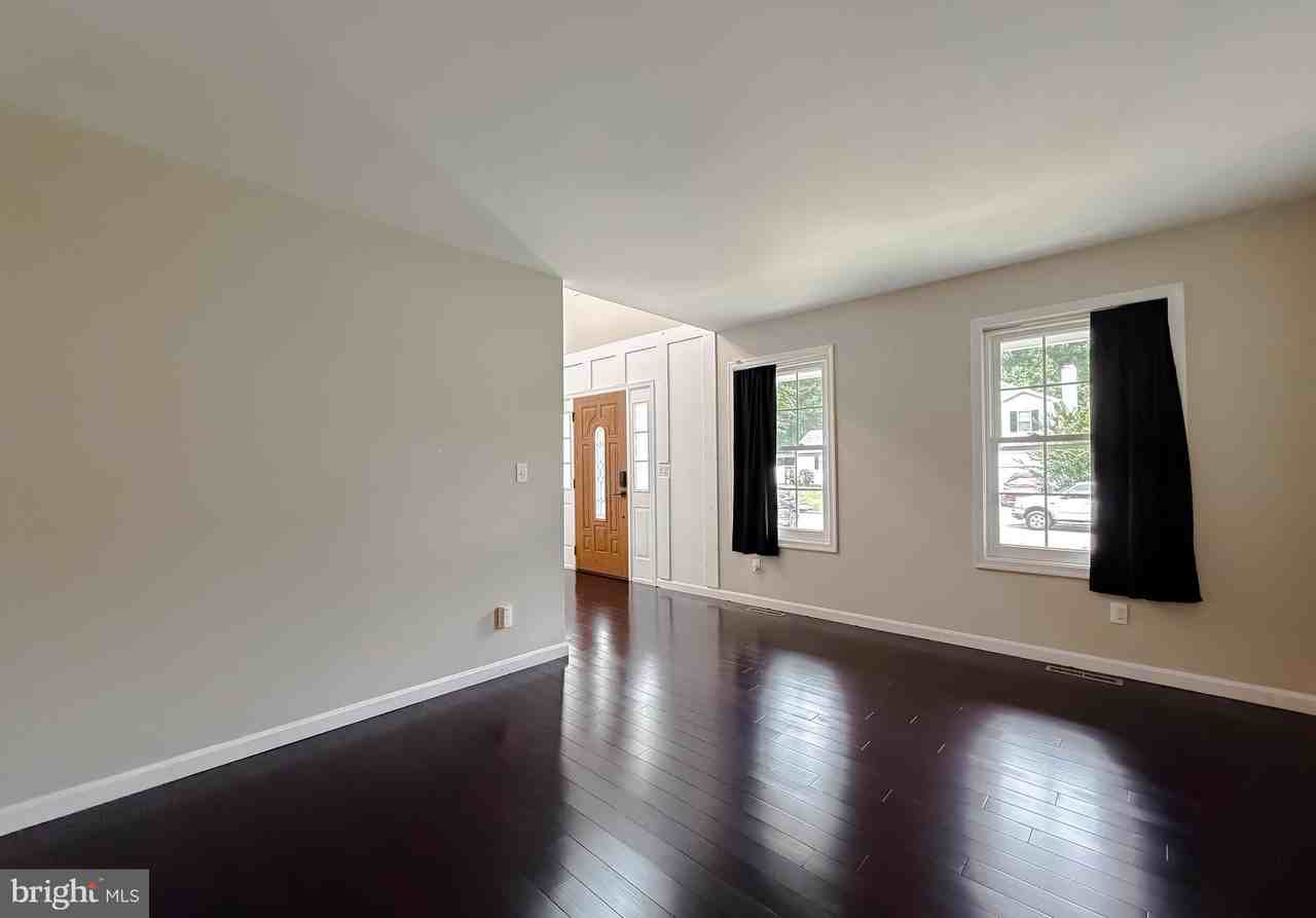 20797 Red Rose Ct - Photo 6 of 44