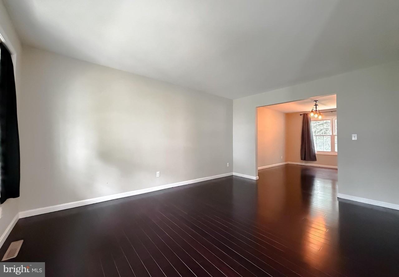20797 Red Rose Ct - Photo 7 of 44