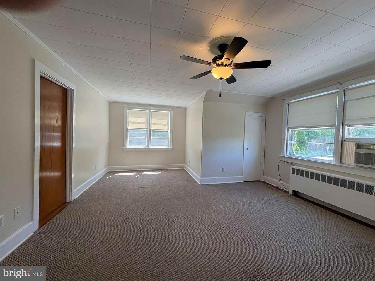 343 S Main St - Photo 2 of 15