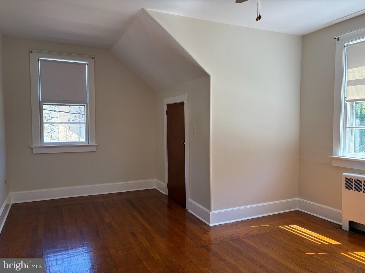 343 S Main St - Photo 5 of 15