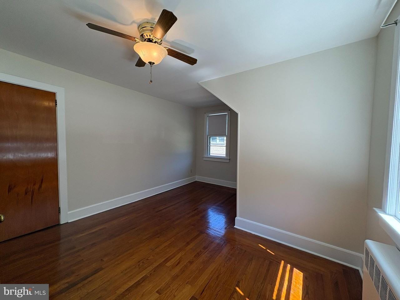 343 S Main St - Photo 6 of 15