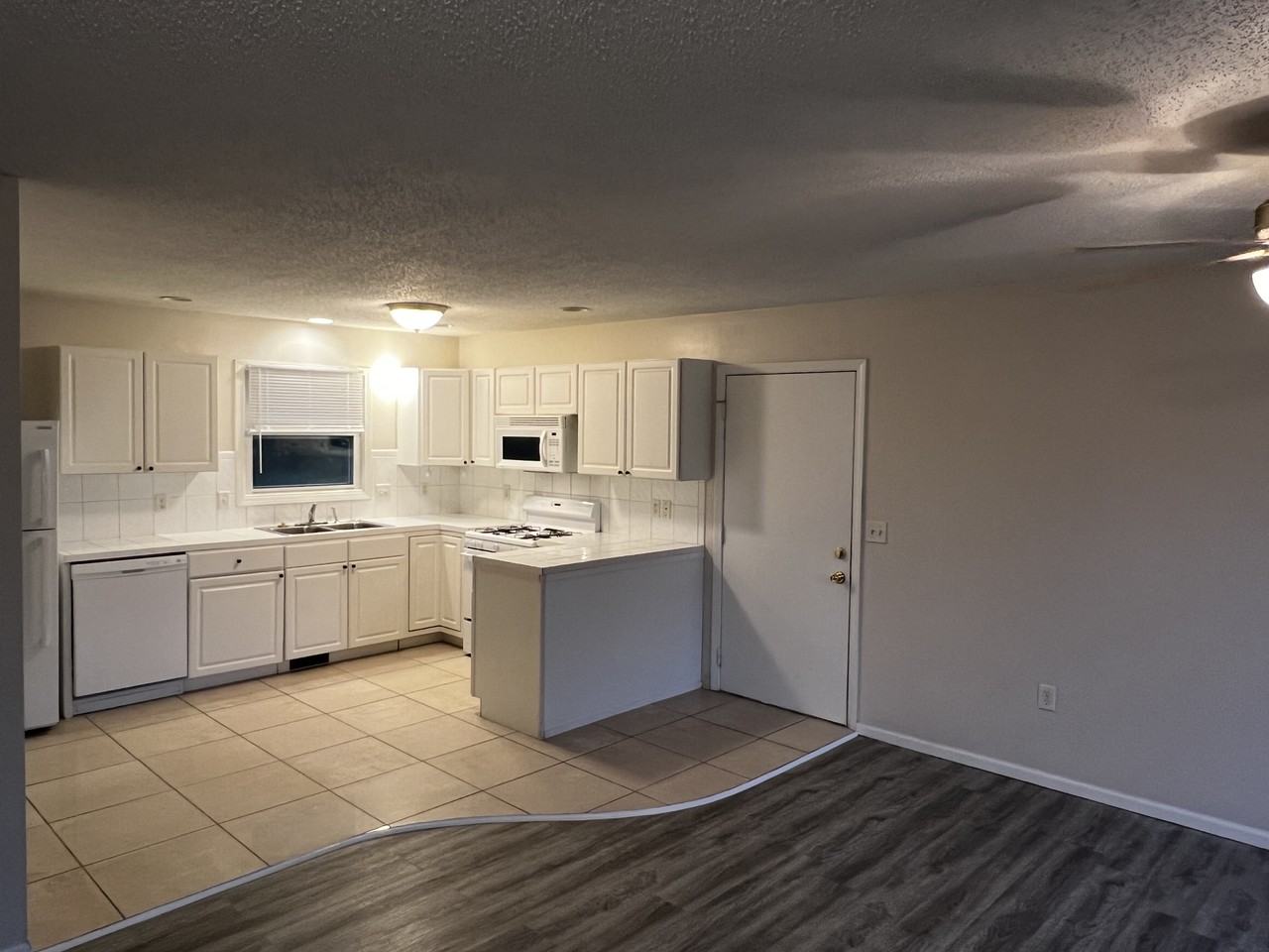 515 Valley View Dr #1 - Photo 6 of 24