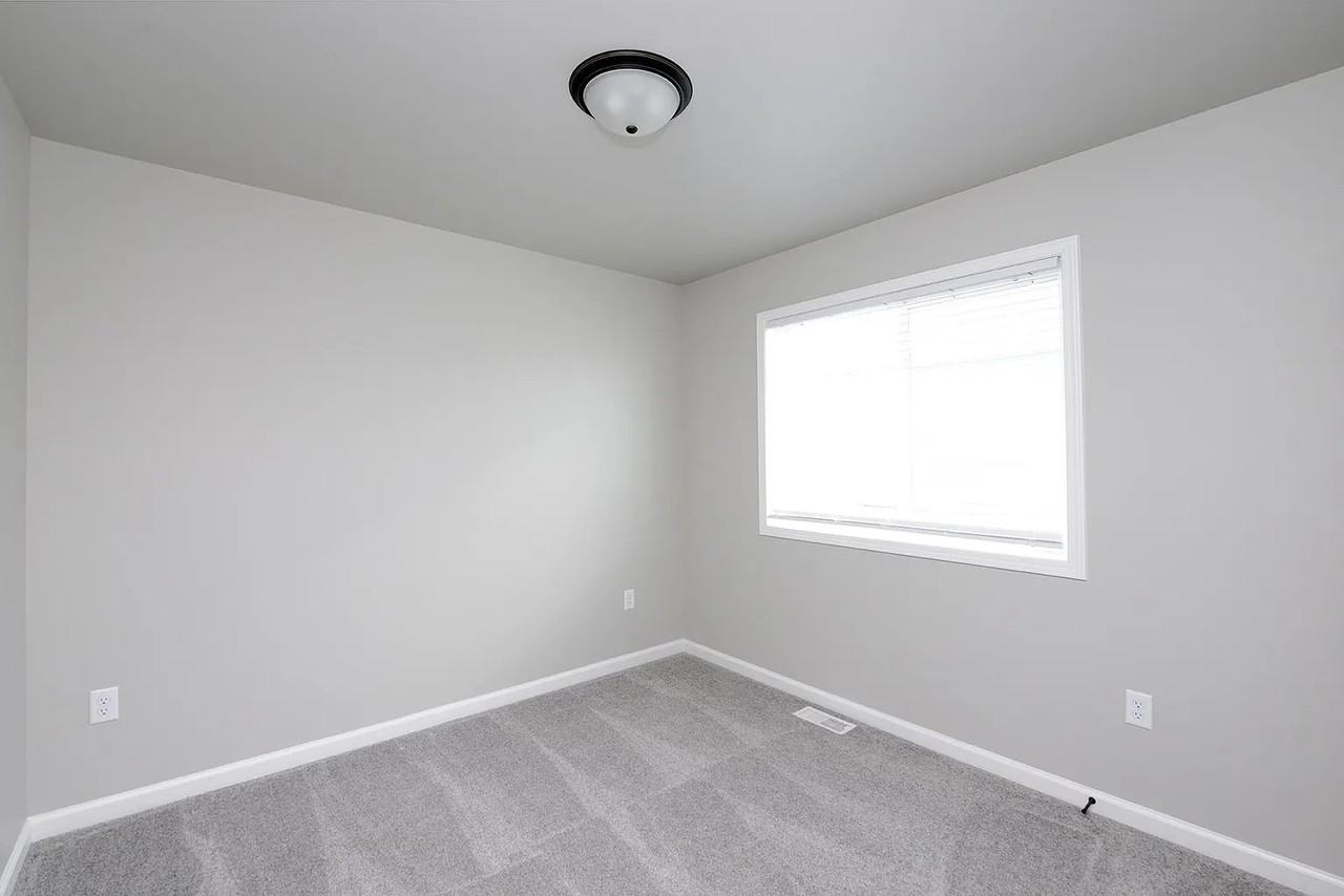 2383 Eagle Valley Dr S #1 - Photo 6 of 18