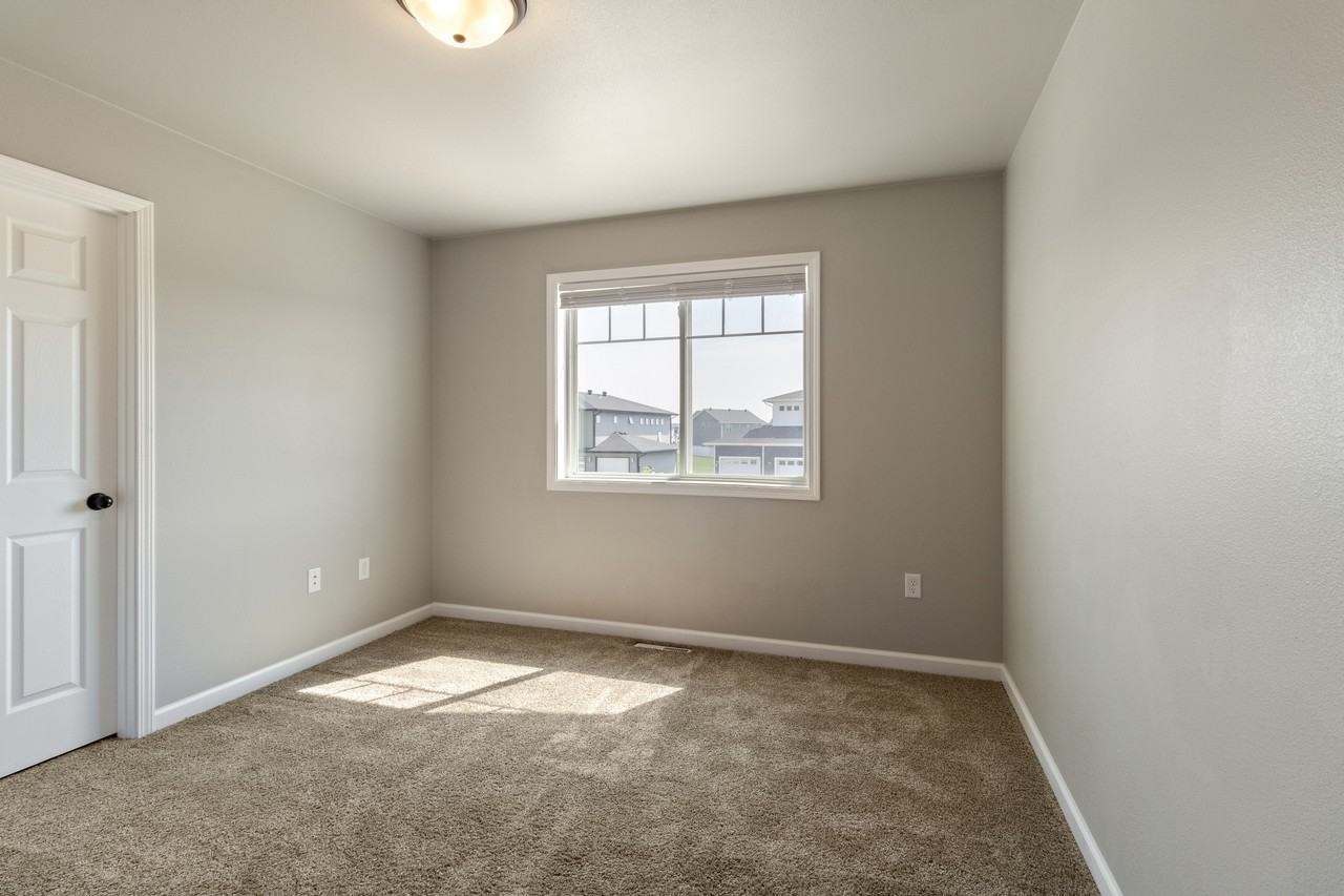 3653 56th St S #1 - Photo 5 of 10