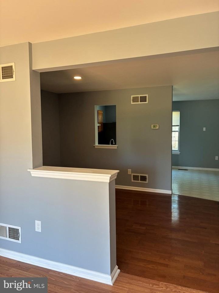 17-4 Cranberry Rdg - Photo 5 of 13