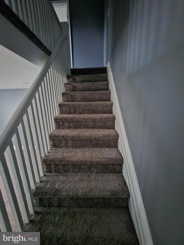 48 Old Lancaster Rd - Photo 6 of 20