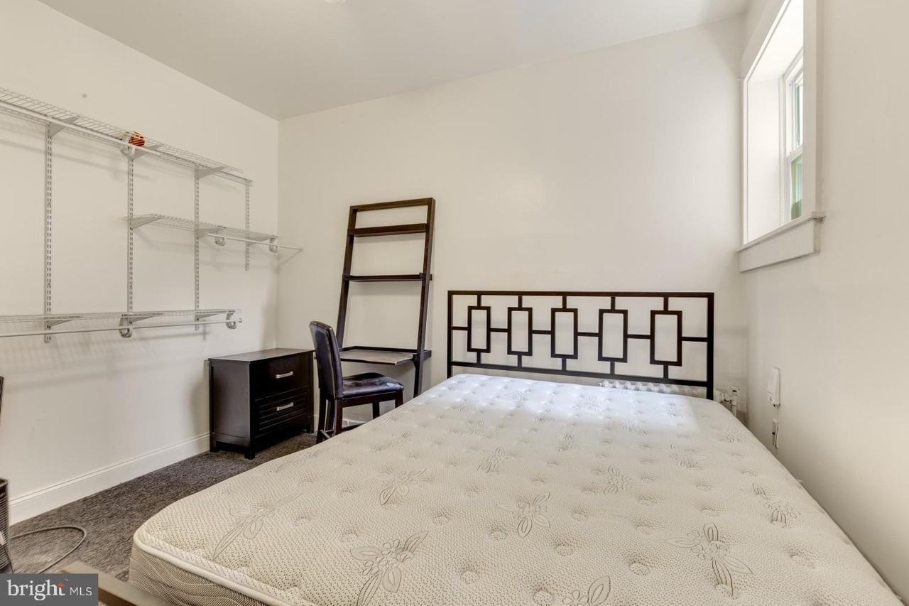 2208 Christian St #1 - Photo 6 of 17