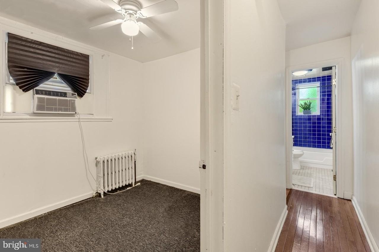 2208 Christian St #1 - Photo 7 of 17
