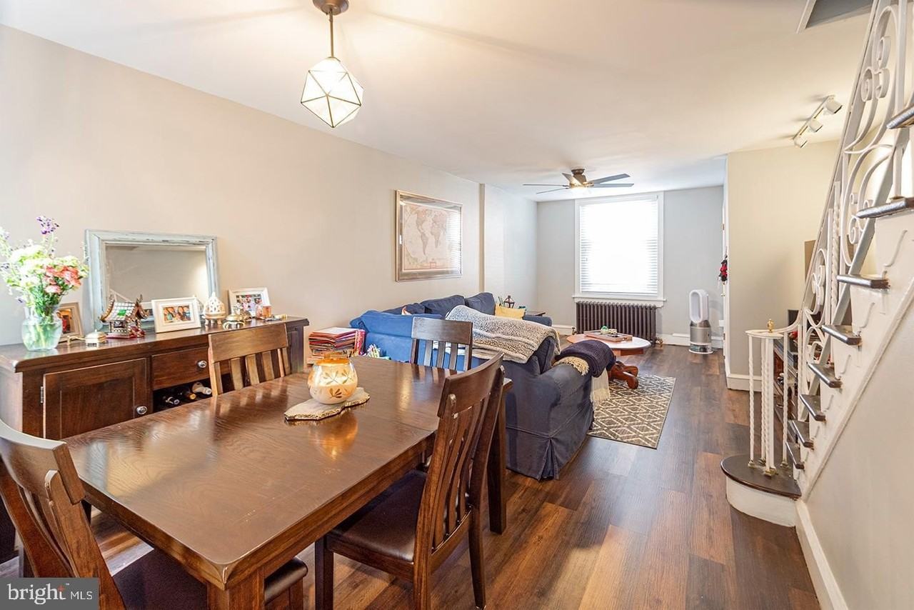 613 S Taney St - Photo 4 of 26