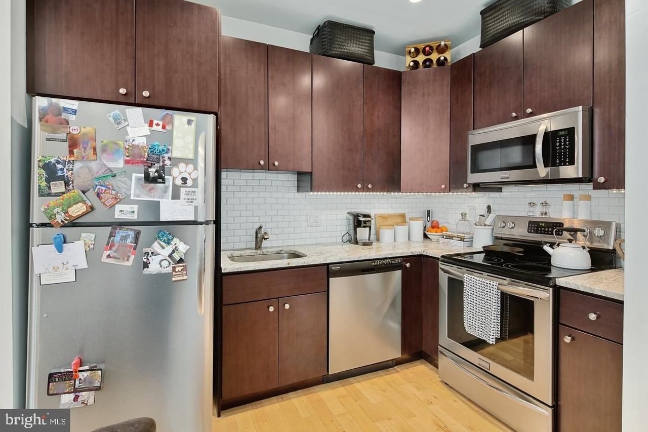 427 Monroe St #104 - Photo 2 of 12