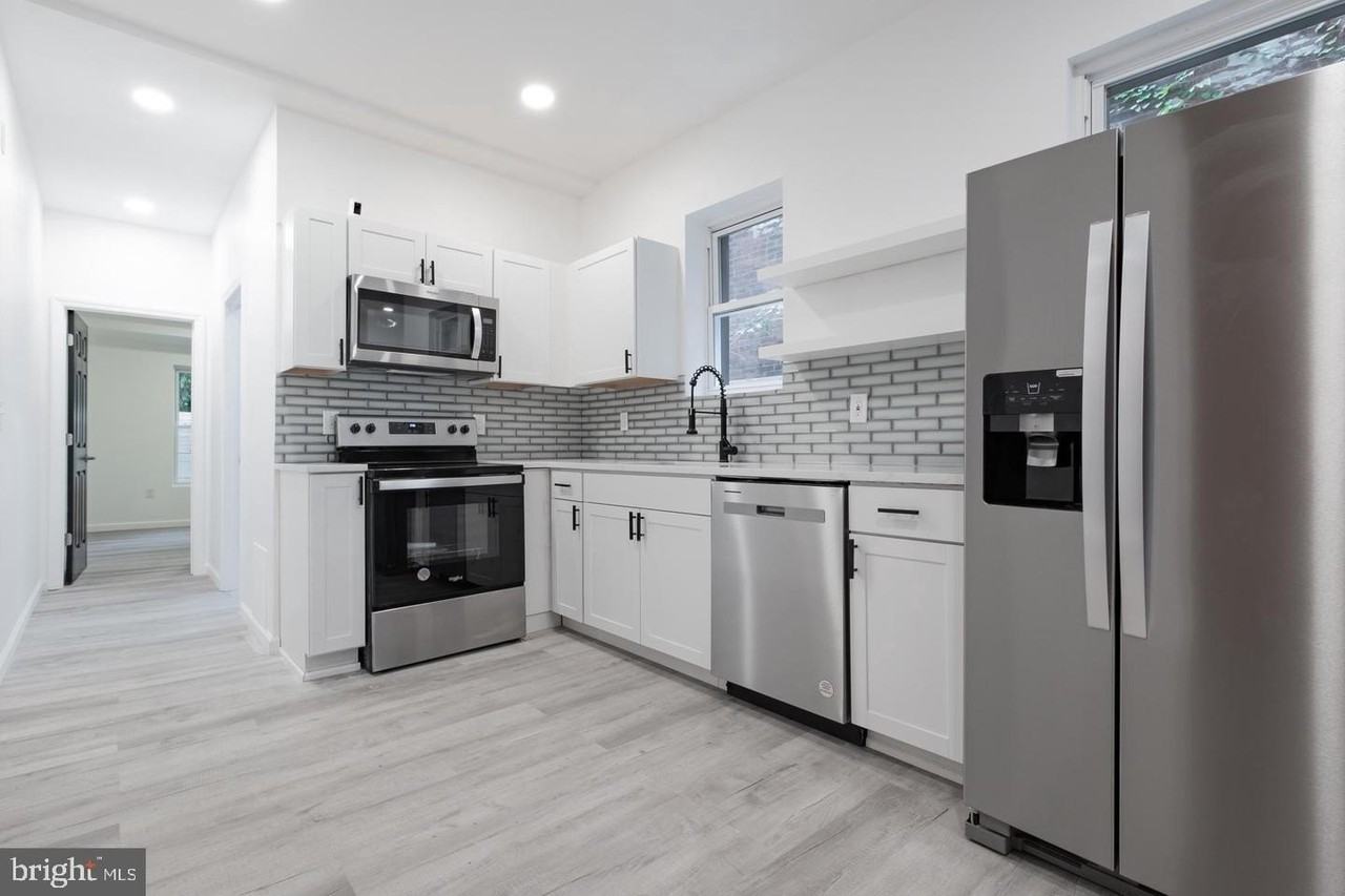 935 W Susquehanna Ave #1 - Photo 5 of 18