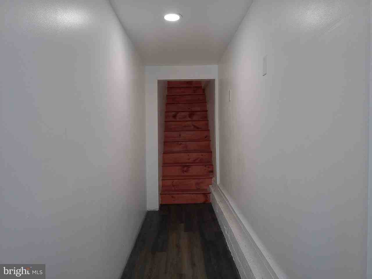 640 E Chestnut St #1 - Photo 2 of 18
