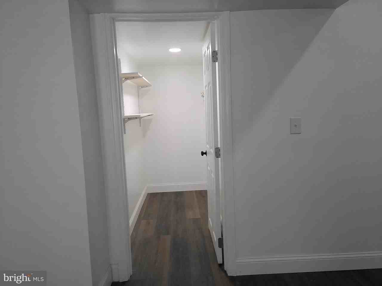 640 E Chestnut St #1 - Photo 6 of 18