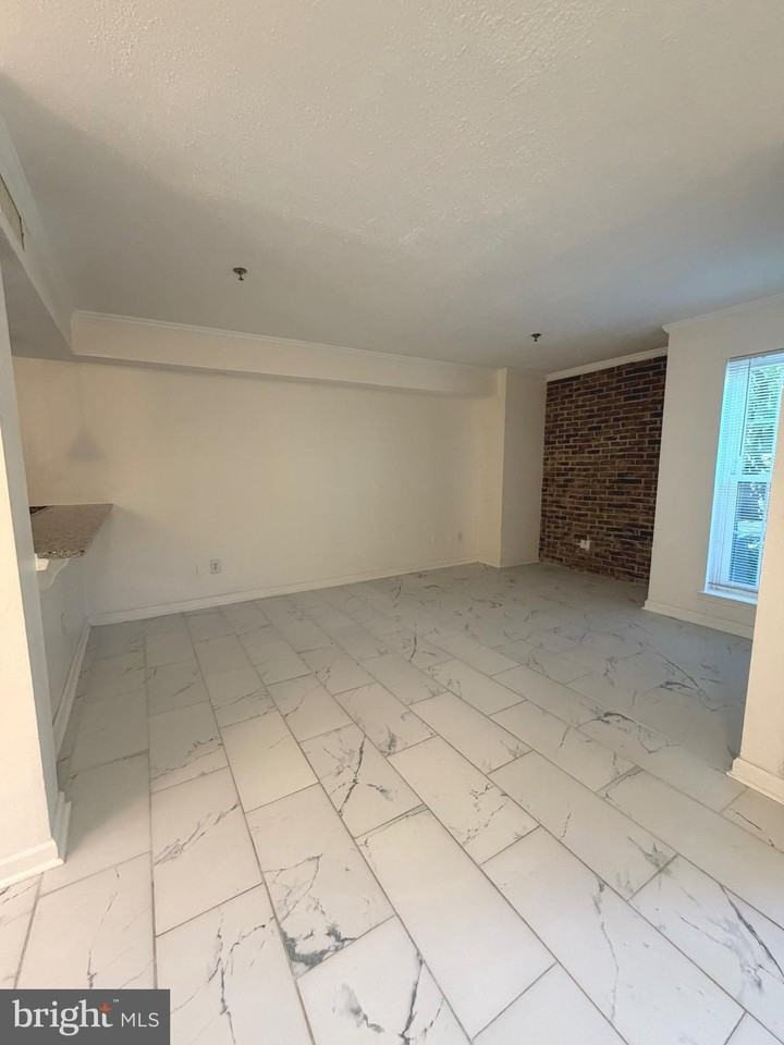 1504 Lincoln Way #123 - Photo 4 of 34