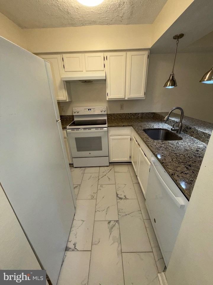 1504 Lincoln Way #123 - Photo 6 of 34