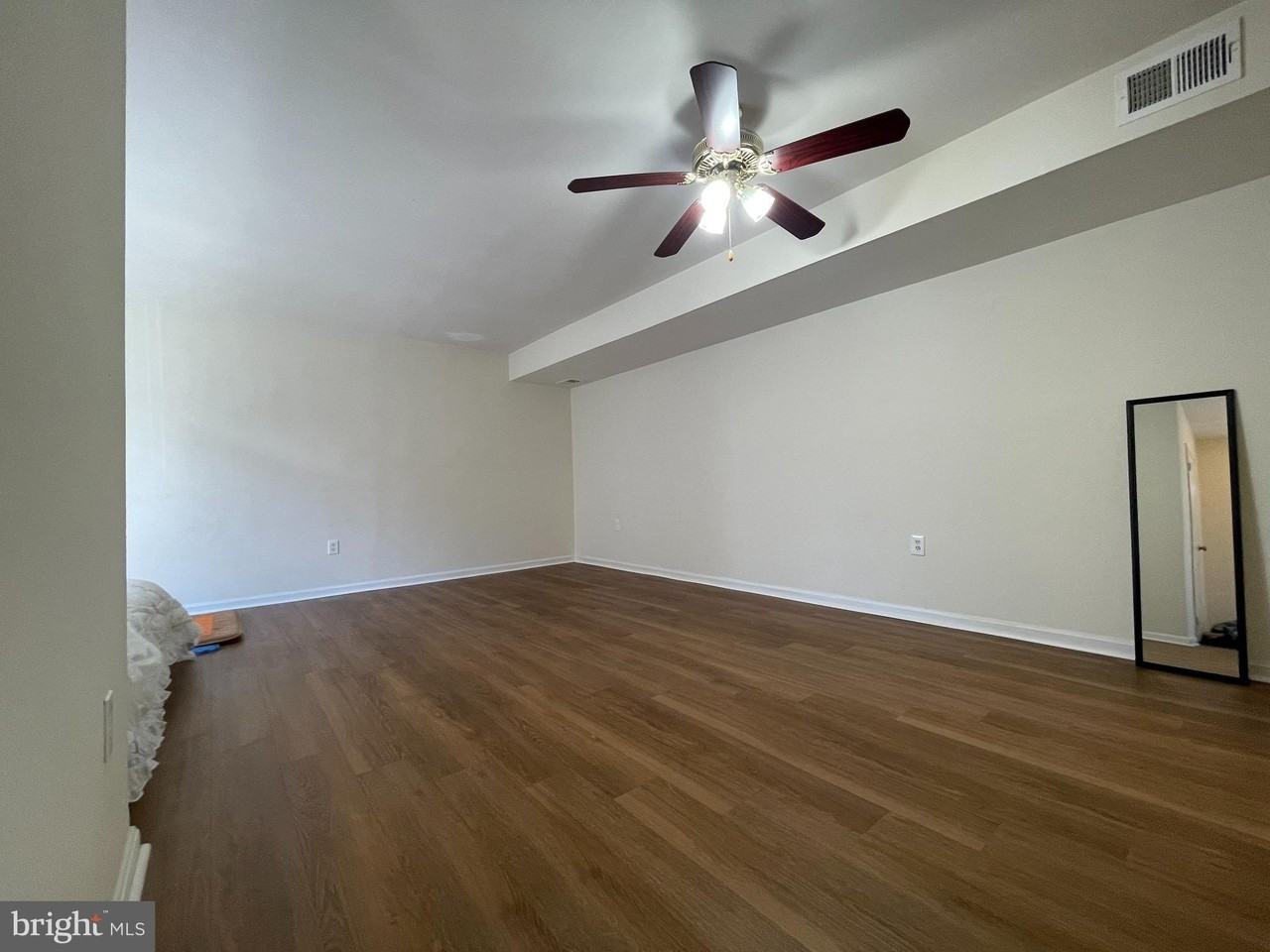 4570 Conwell Dr - Photo 3 of 13