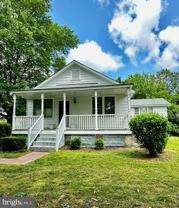 11181 Dahlgren Rd - Photo 1 of 1
