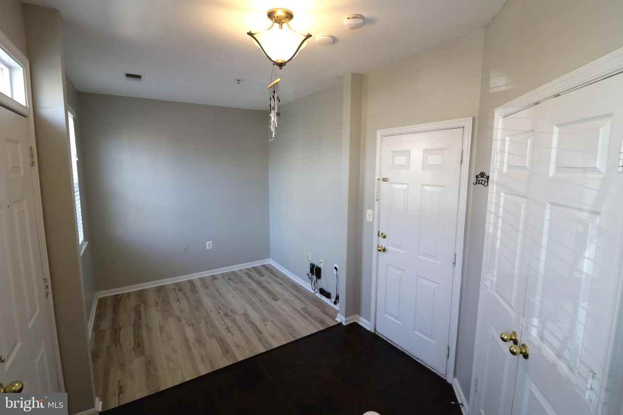 21786 Dragons Green Sq - Photo 4 of 21