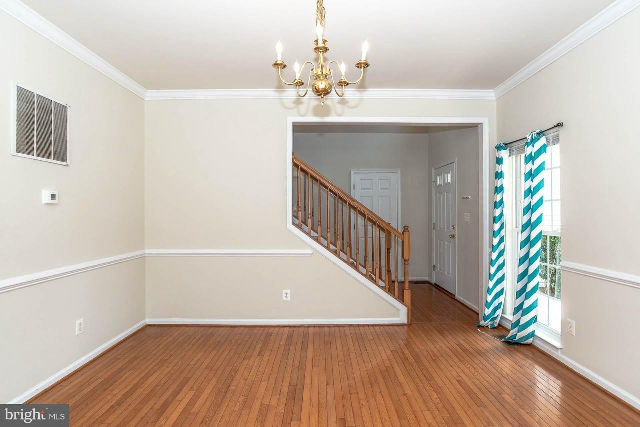 8004 Towering Oak Way - Photo 7 of 47