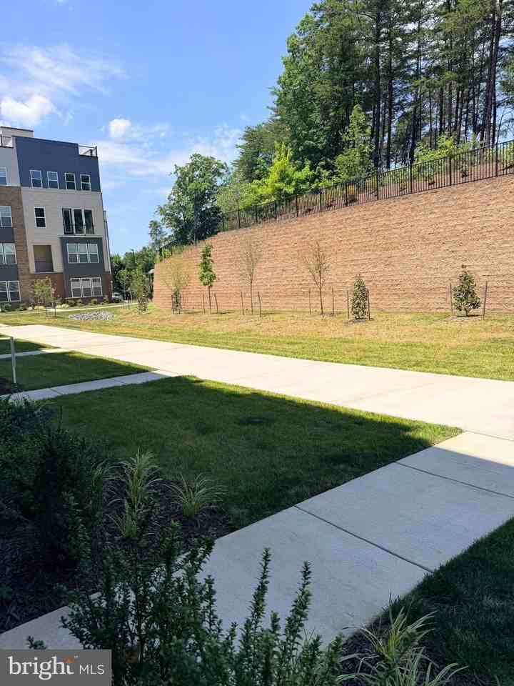 2548 Neabsco Common Pl - Photo 2 of 48