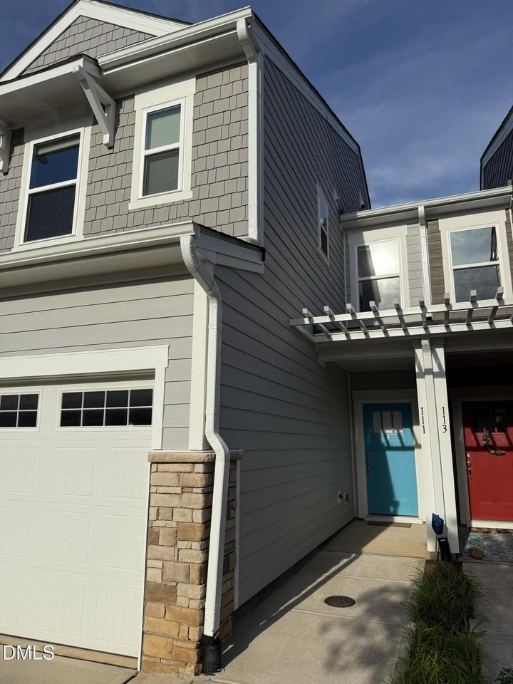 111 Golden Gate Ln - Photo 2 of 29