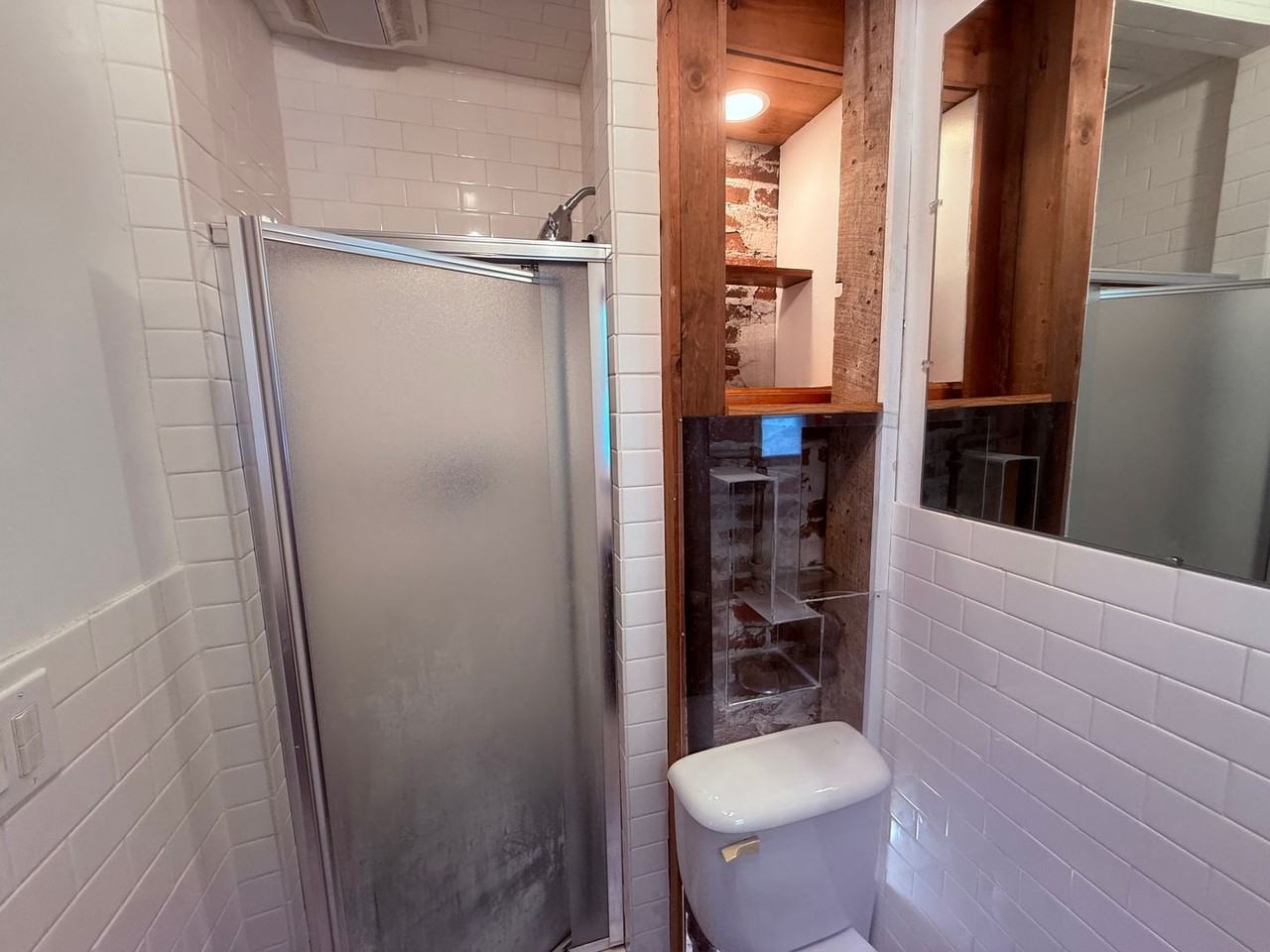 135 James St - Photo 7 of 12