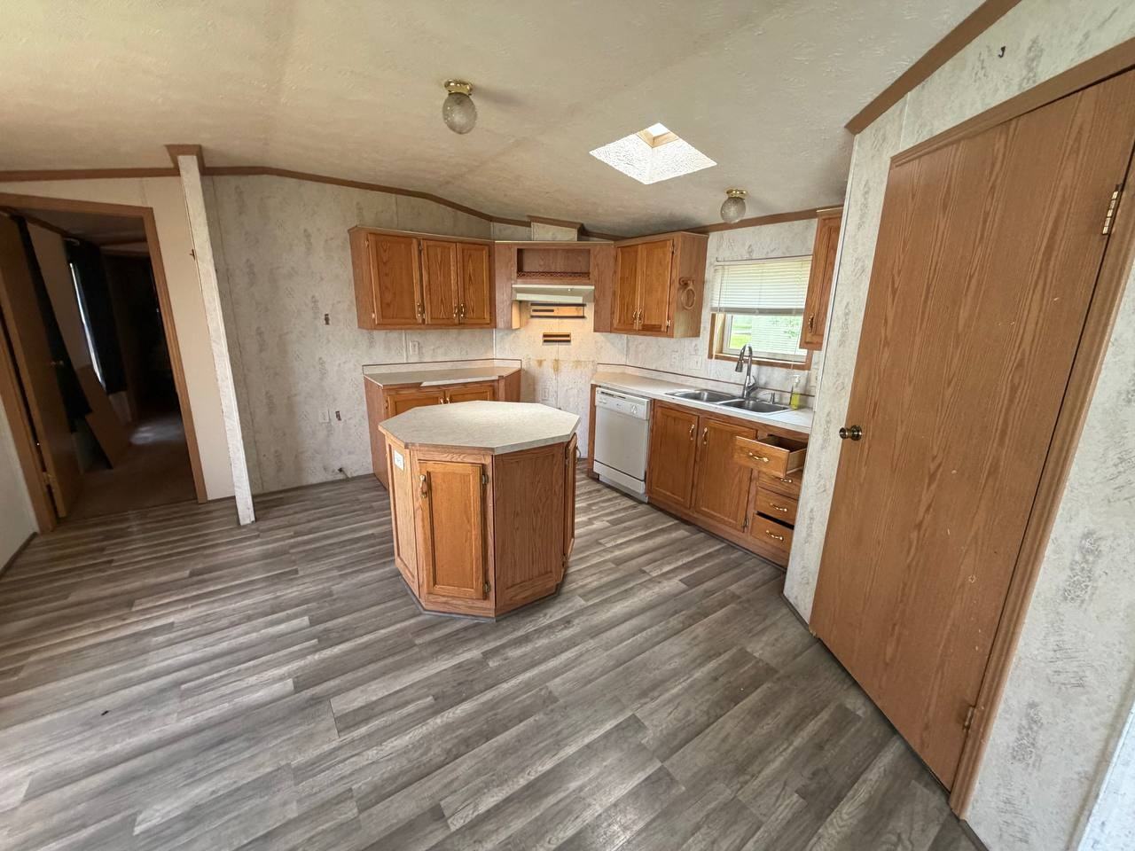 4931 Abrams Dr - Photo 3 of 11