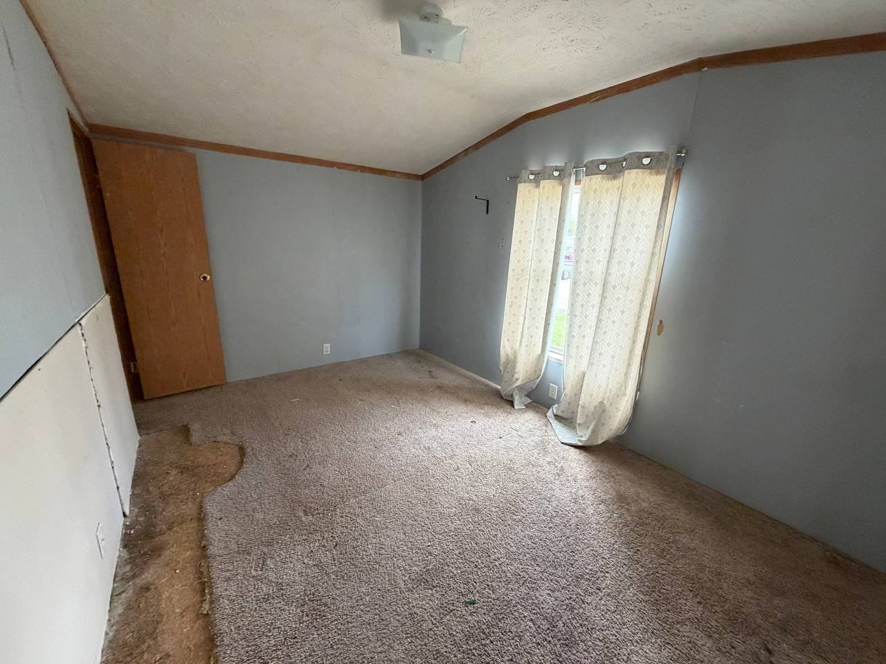 4931 Abrams Dr - Photo 6 of 11