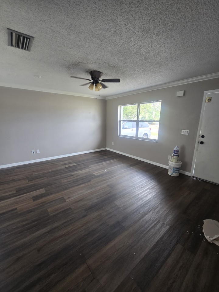 12470 Prescott St - Photo 4 of 13