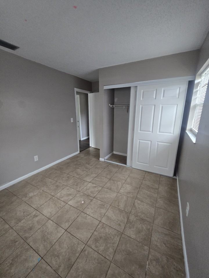 12470 Prescott St - Photo 5 of 13