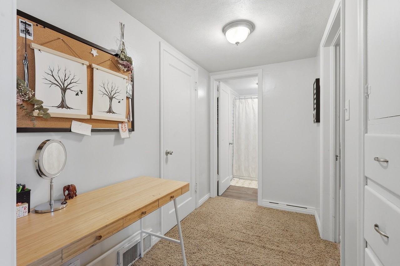 83 Nw St - Photo 6 of 12