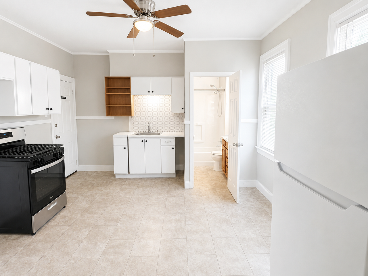 114 Center Ave #2 - Photo 2 of 6