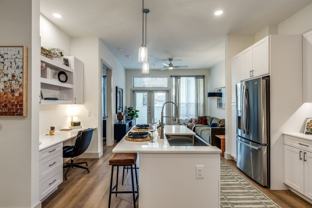 701 W 26th St #LHT - Photo 1 of 1