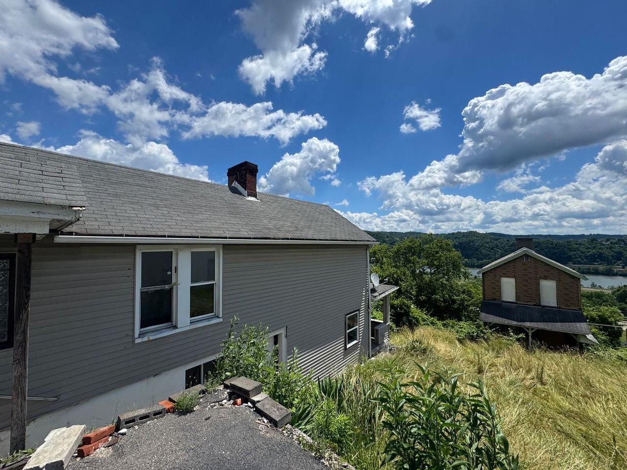 922 Oak St - Photo 2 of 16